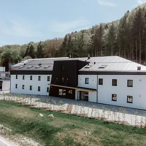 green-leaf-boardinghouse.com-bavaria.com/
